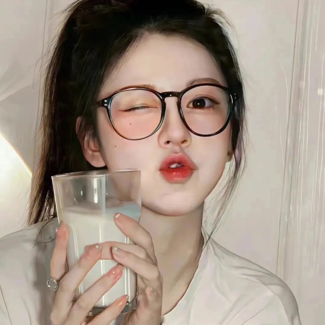 翠迪斗黑猫